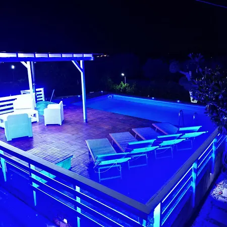 Regina Di Puglia بيت للعطل